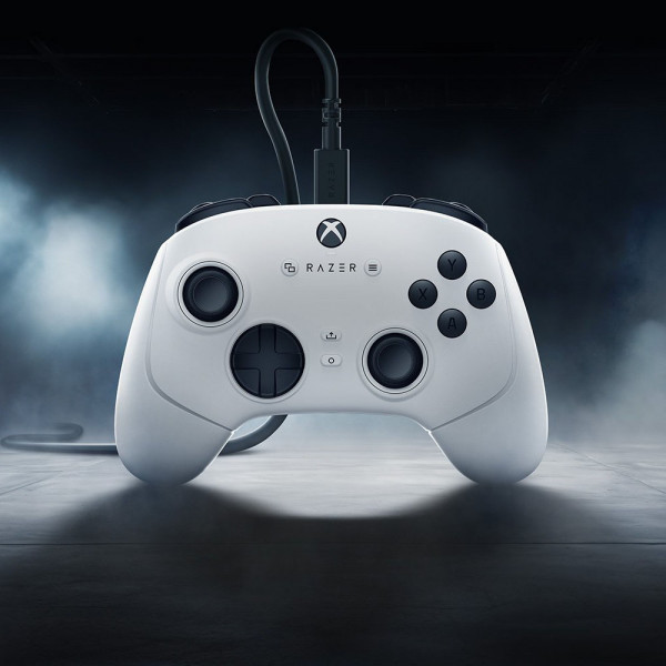 Razer Wolverine V3 Tournament Edition White  